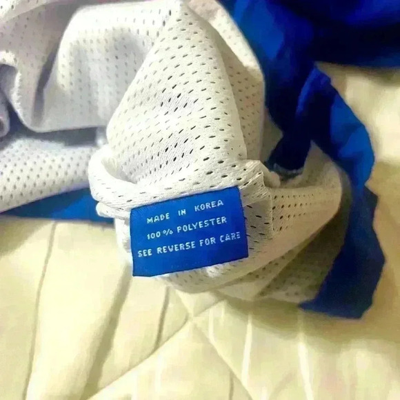 Men’s Kentucky Pullover - Medium - Picture 8 of 9